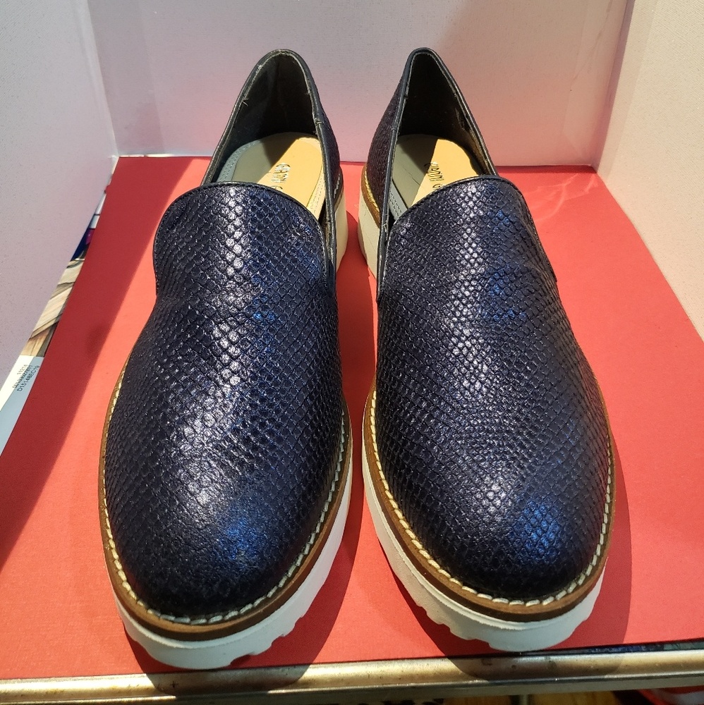 GIANNI GREGORI - Size 10 textured leather loafers.